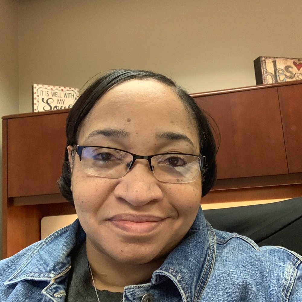 Meet your Posher, Candace